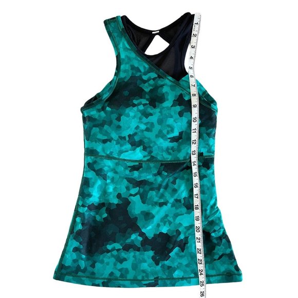 Lululemon Meshed Up Tank 2 IN 1 Top Size 4 Green Black Clouded Dreams Teal RARE! - Picture 10 of 12